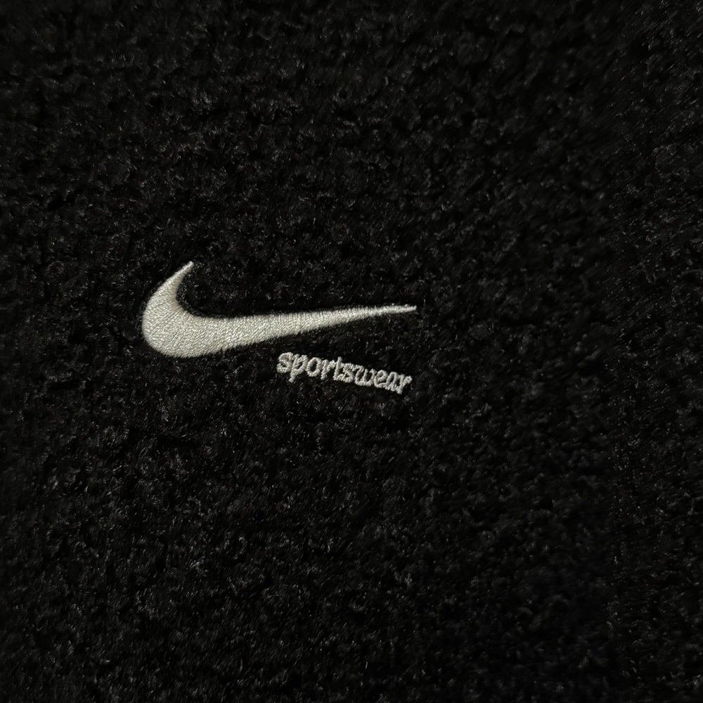 Nike Women's Black Jacket - Picture 6 of 14